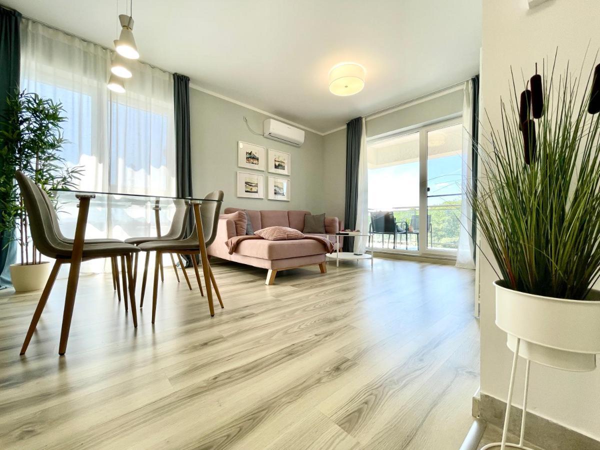 Forest View Apartment Timişoara Buitenkant foto