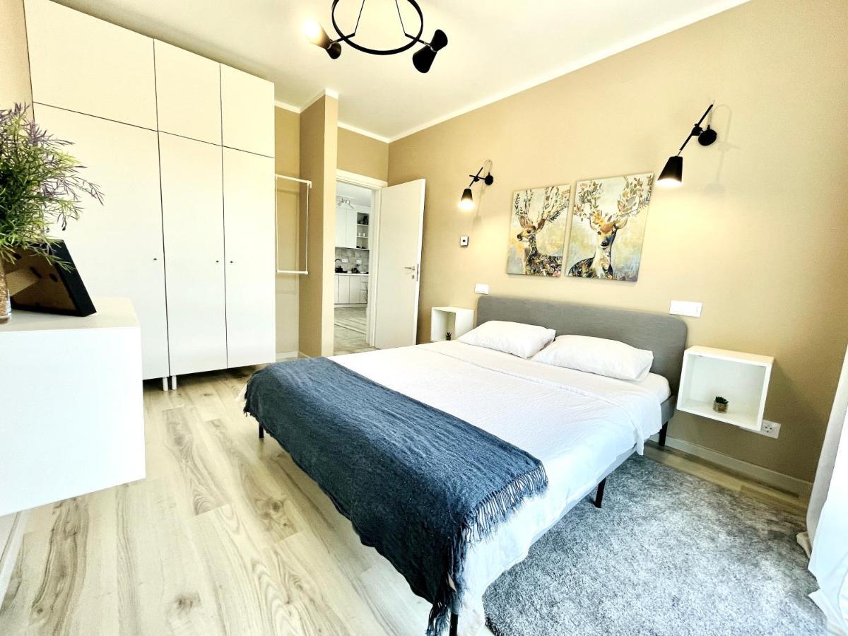 Forest View Apartment Timişoara Buitenkant foto
