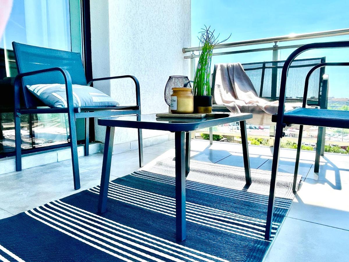 Forest View Apartment Timişoara Buitenkant foto