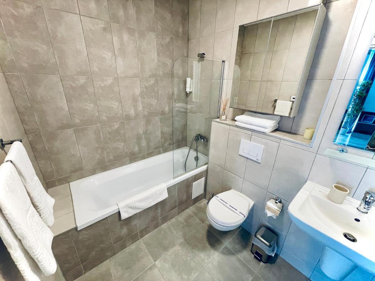 Forest View Apartment Timişoara Buitenkant foto